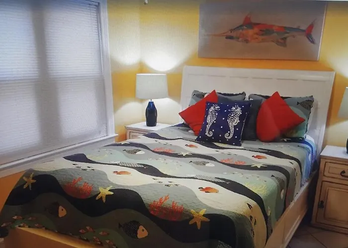 Furnished 3 Bed, 3 Bath On Orange Beach, Side Apartment *